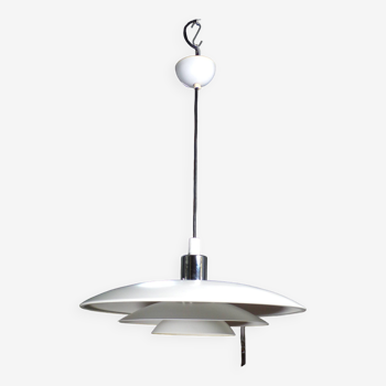 Scandinavian sheet metal pendant light