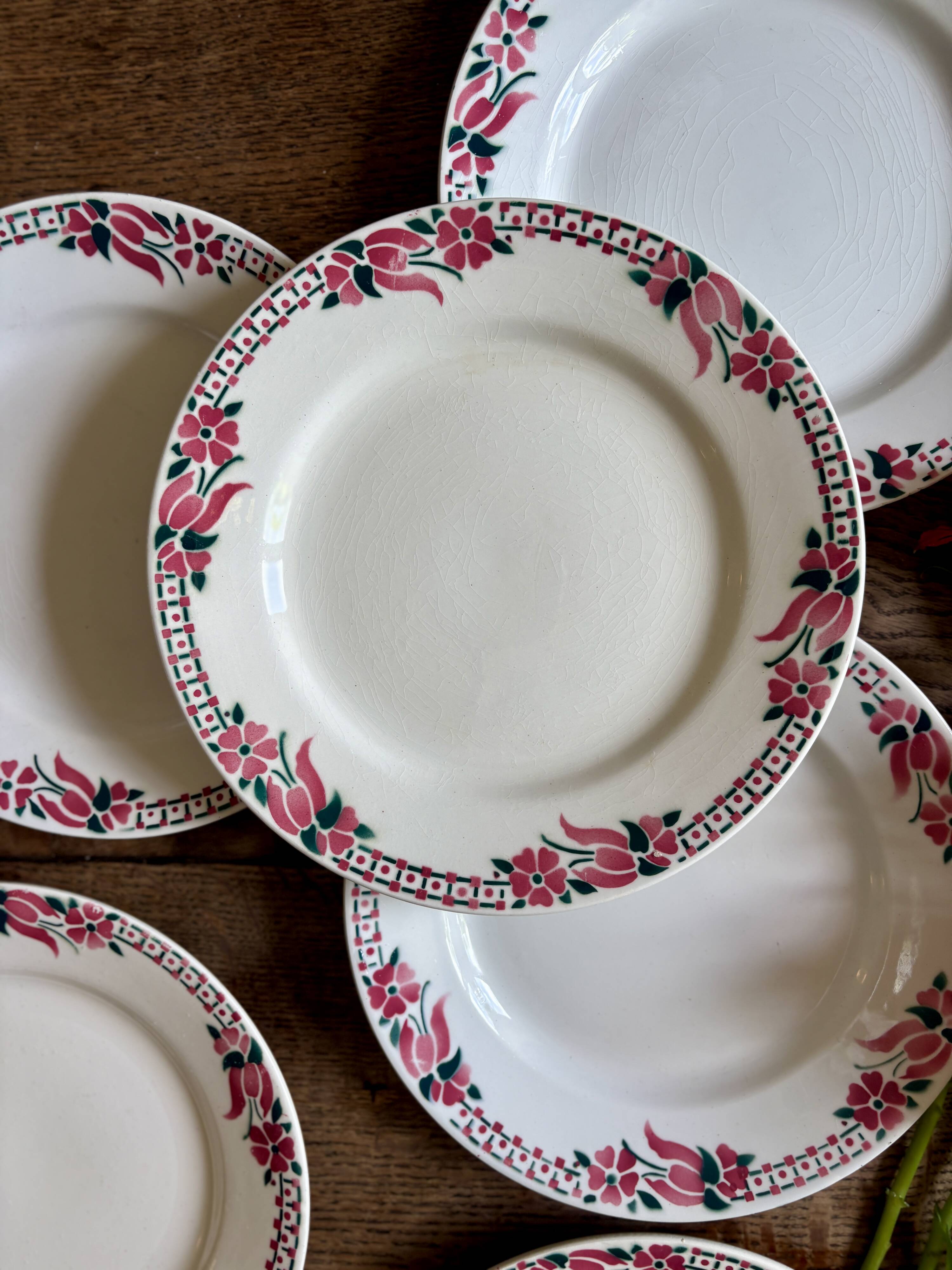 Set of 6 antique flat plates - Saint Amand Céranord