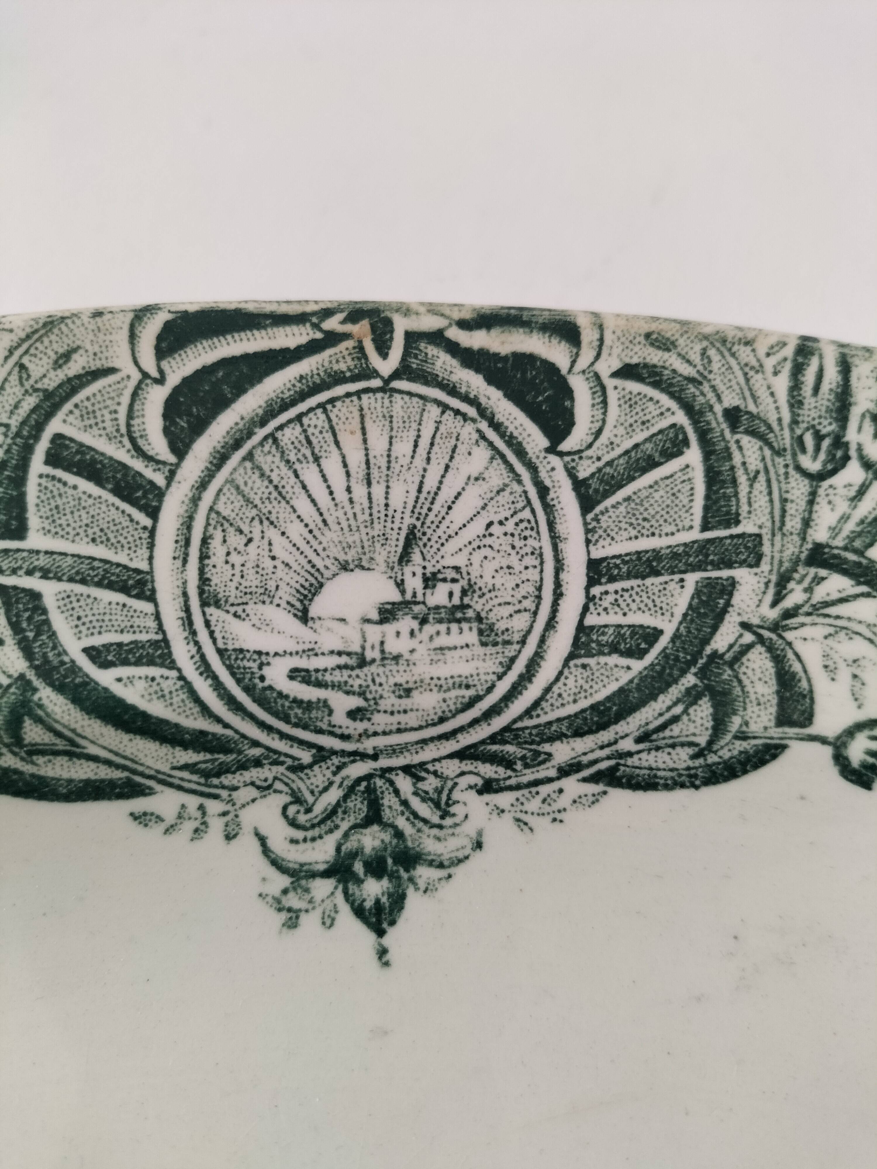 Plata oval iron earth A. Lebacqz & M. Bouchart St Amand Persian model