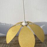 Suspension flower petal yellow vintage 70s