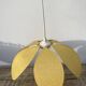 Suspension fleur pétale jaune vintage 70s