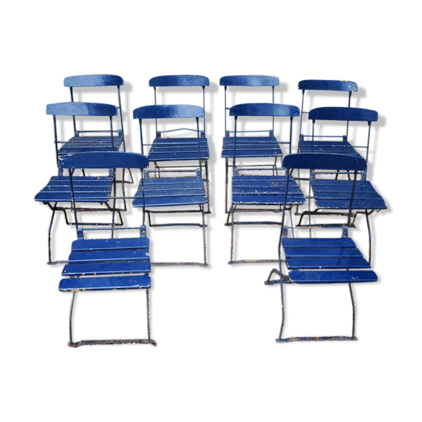 Series of 10 garden chairs