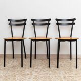 Set of 3 Italian mid-century chairs in black steel frame and natural wood seats - stackable, 1970s