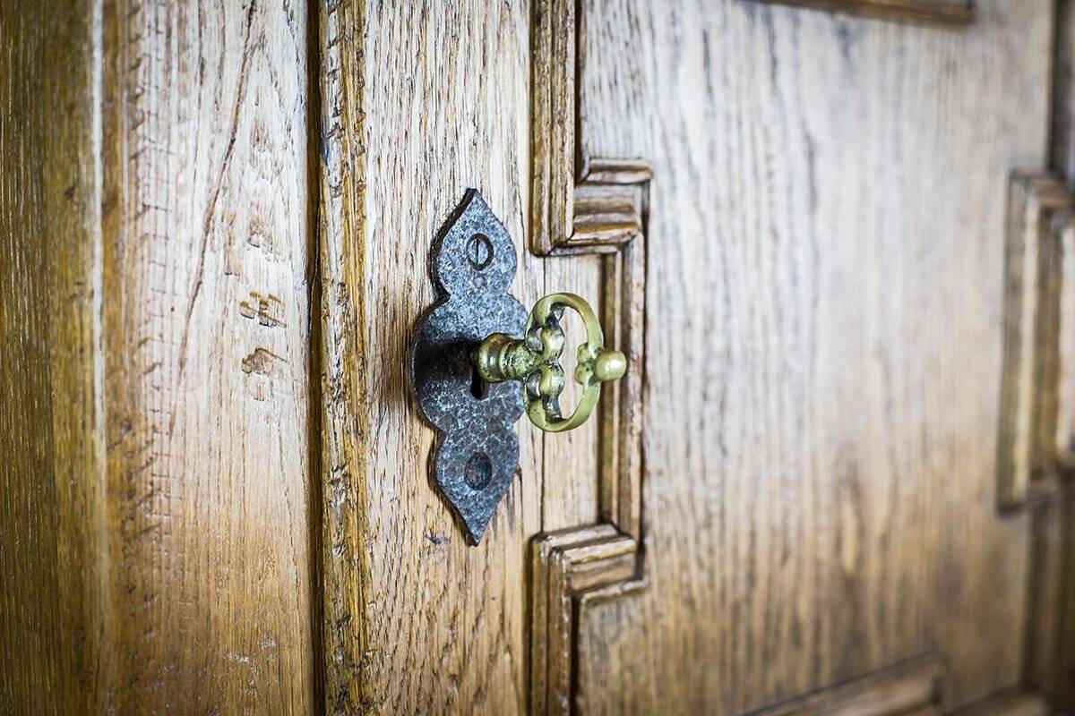 19th Century Rustic Oak Cabinet, 1890s
