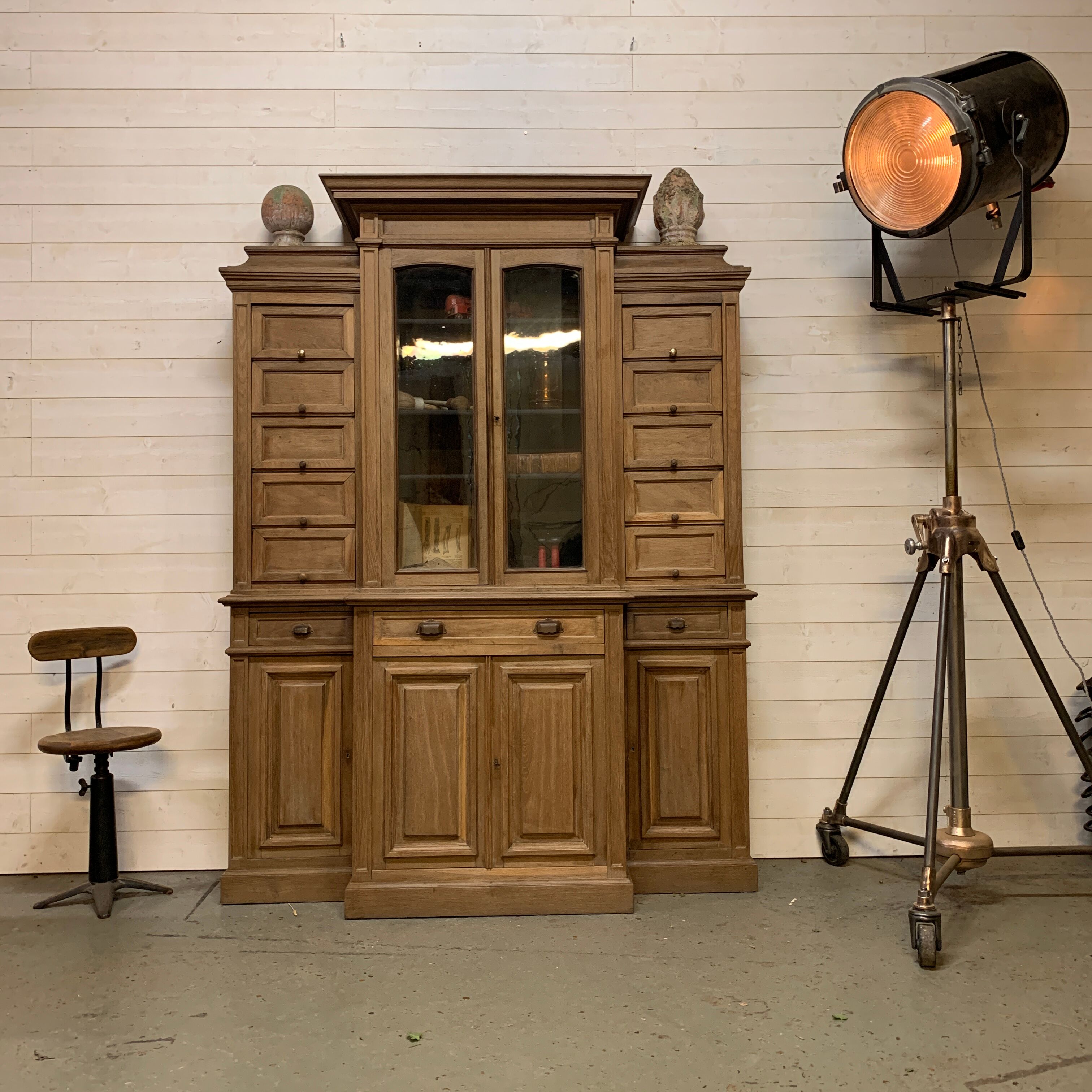 Meuble de métier 1930