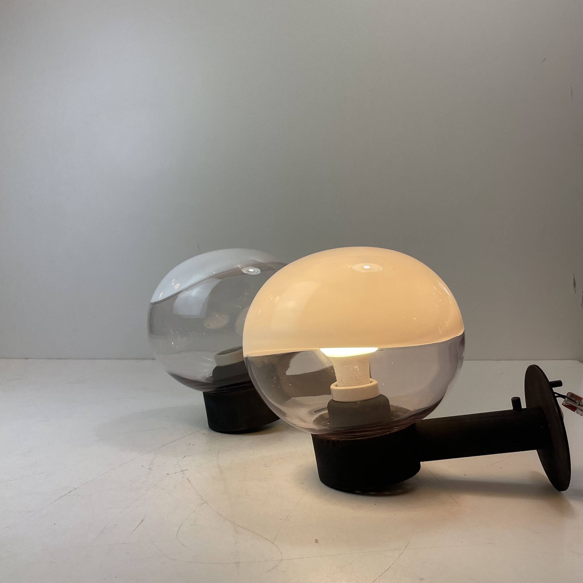 Pair of Murano Exterior Wall Lamps att. To Vistosi, Italy, 1970-80s