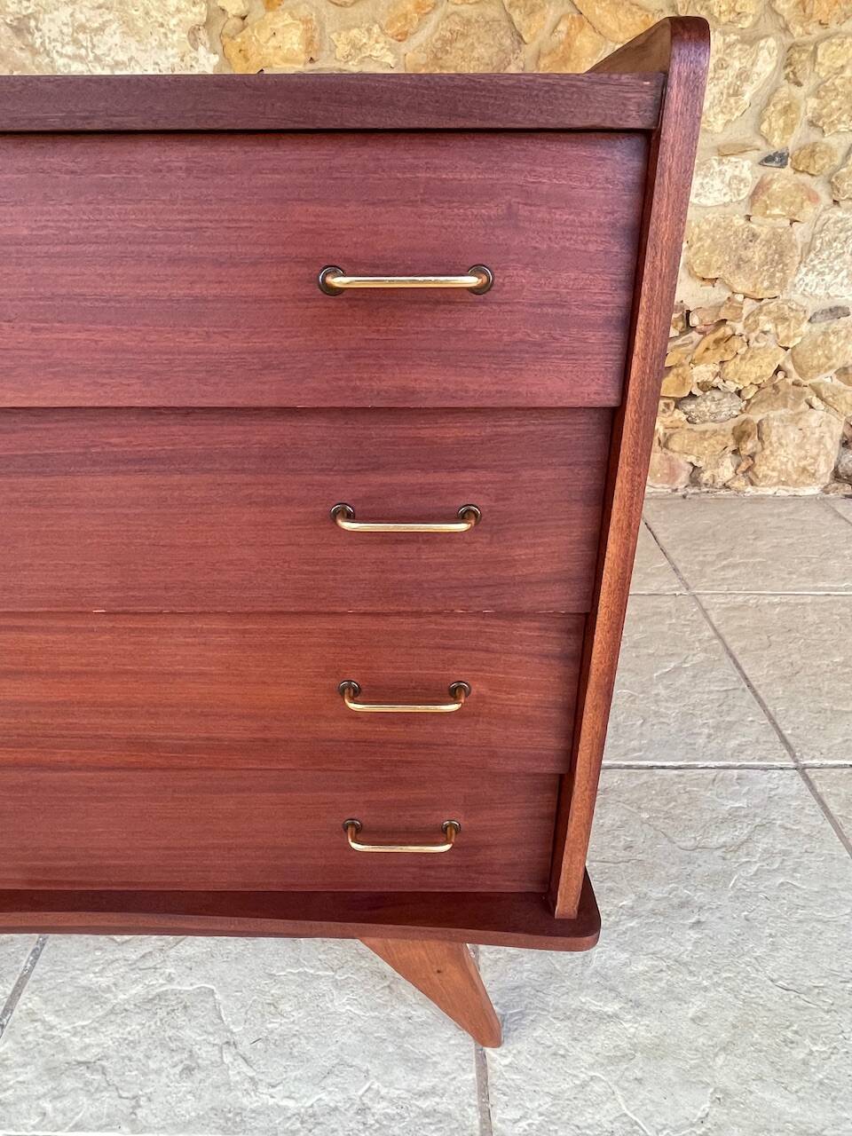Vintage chest of drawers with 4 drawers, splayed legs circa 1960s