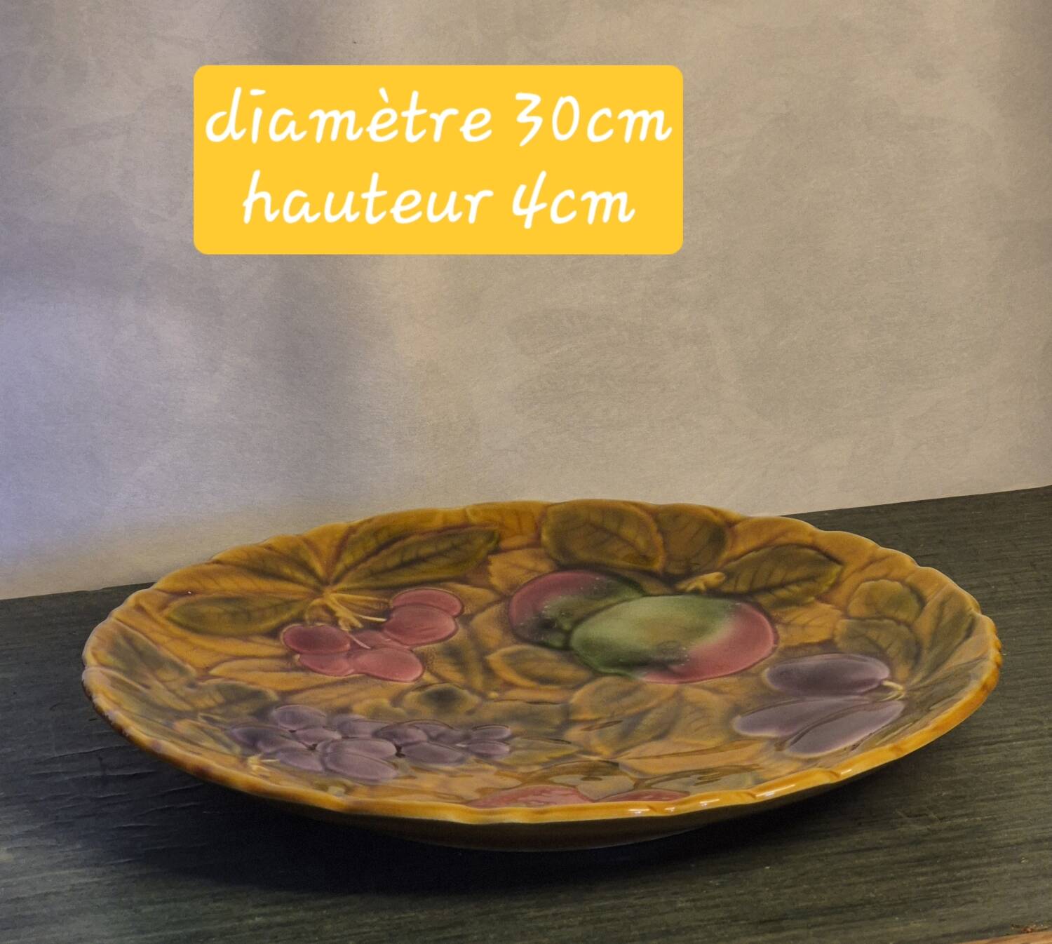 Sarreguemine slip dish