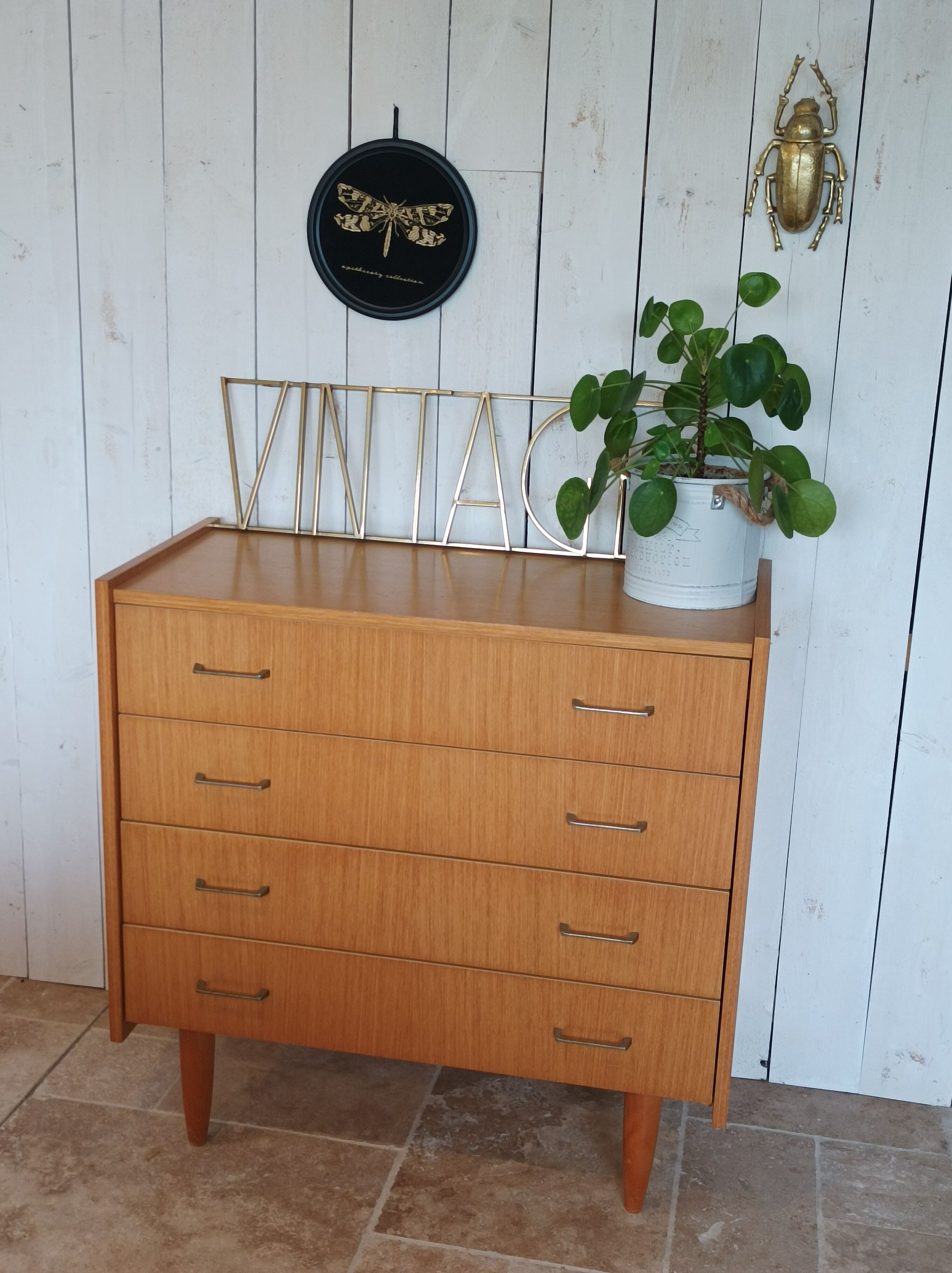 Vintage chest of drawers