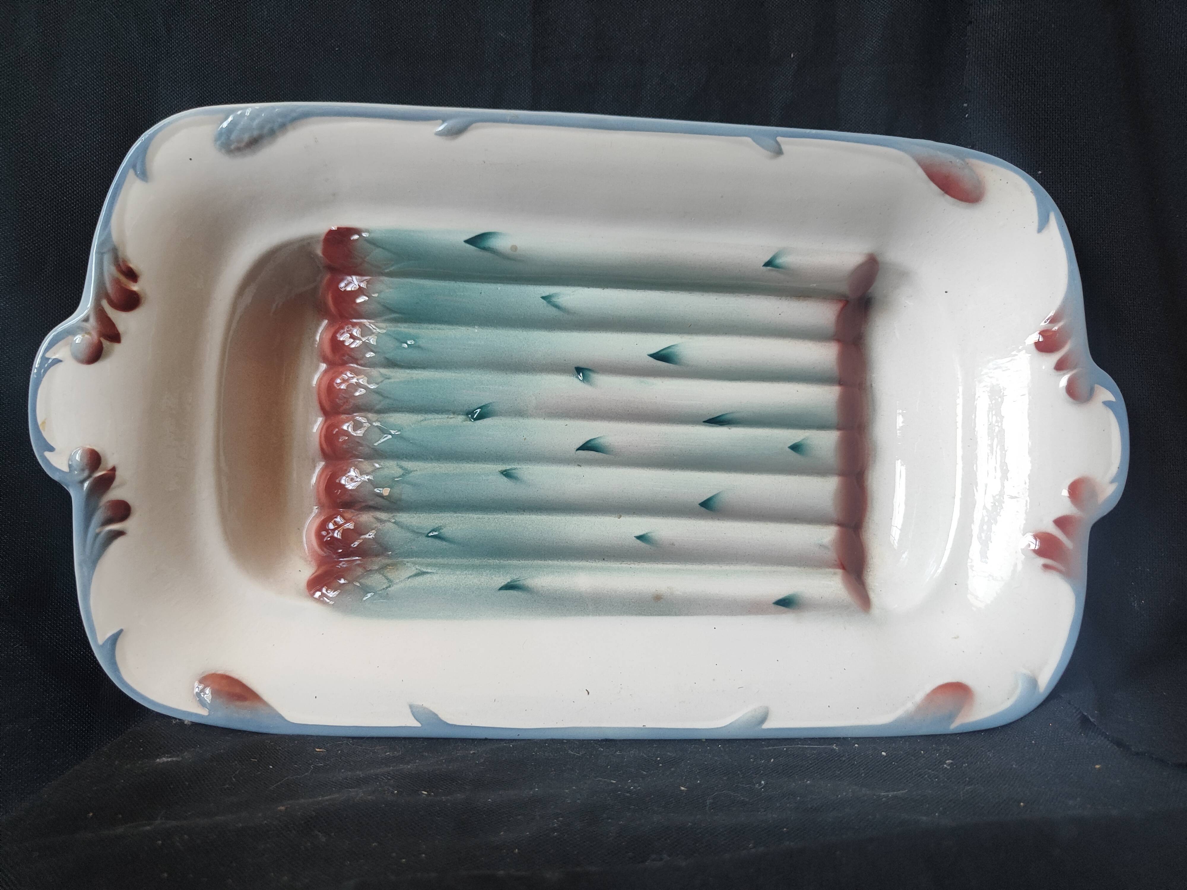 1960 Digoin France Large asparagus dish