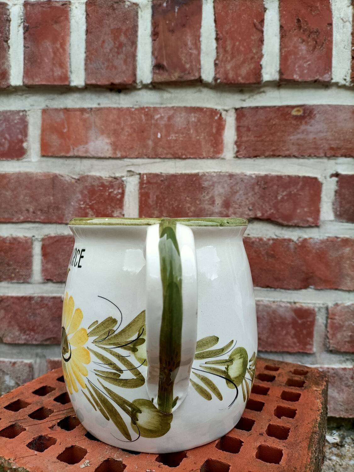Vintage ceramic flower pitcher - Spring Water -