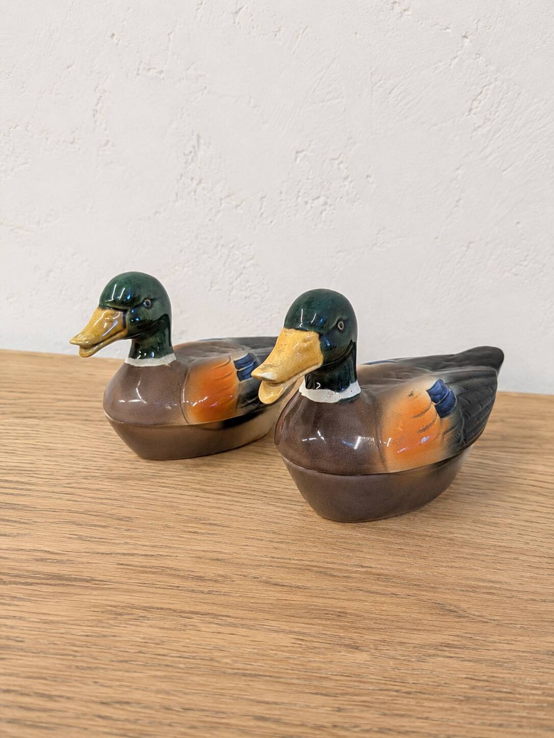 Paire de canards vintage en faïence Michel Caugant