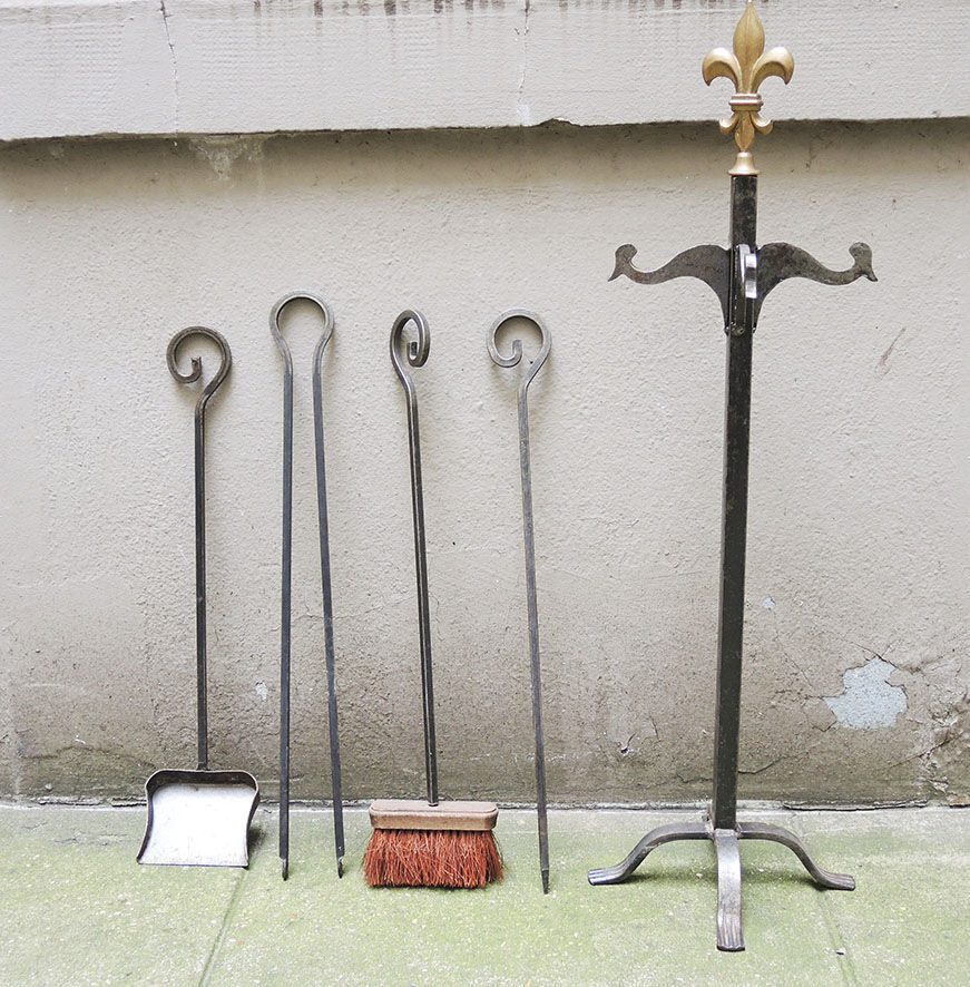 Former chimney servant 4-tools: fleur de lys