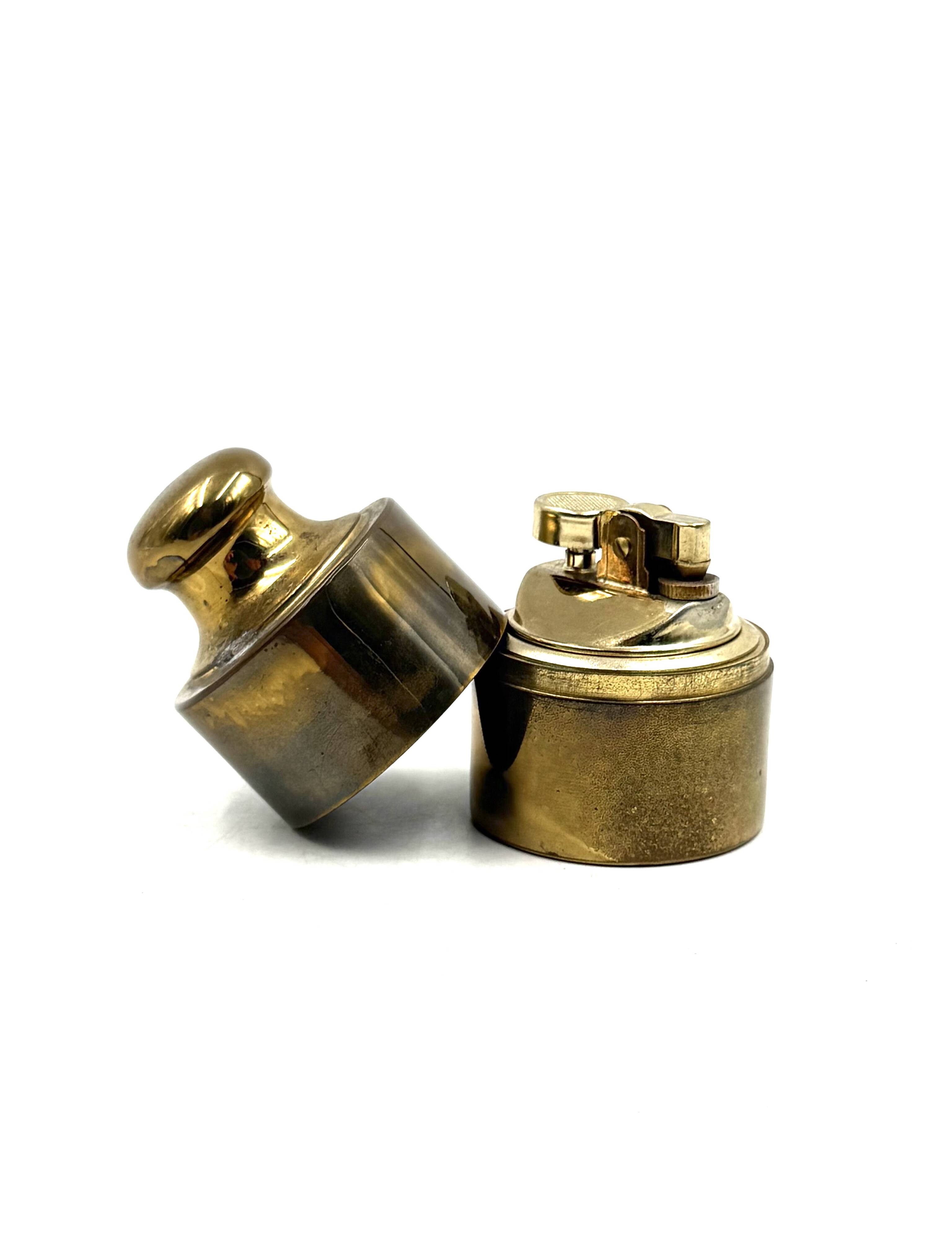 Brass weight shaped table lighter, Mauro Manetti Italy 1970