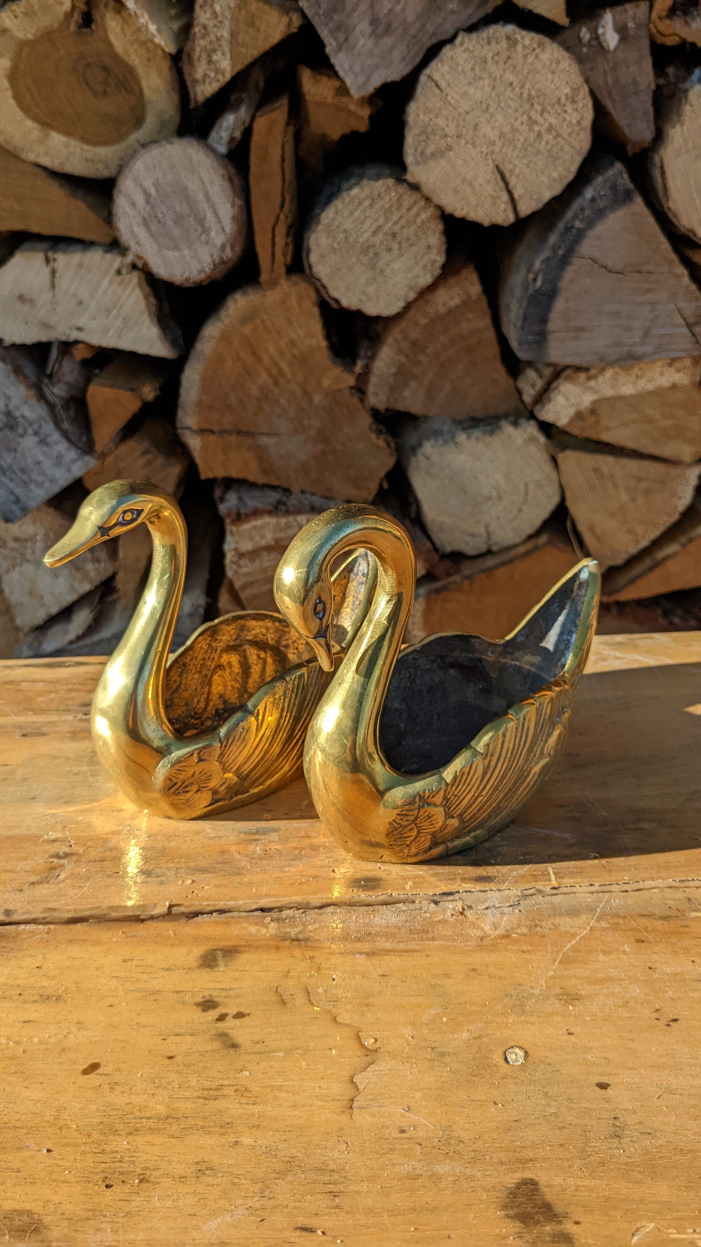Duo de cygnes en laiton doré