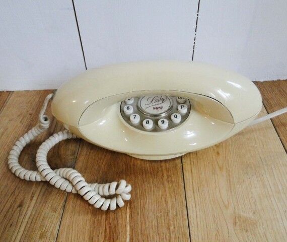 Téléphone ‘ Lady ‘