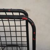 4 gridded metal chairs