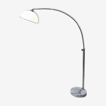 Lampadaire ajustable