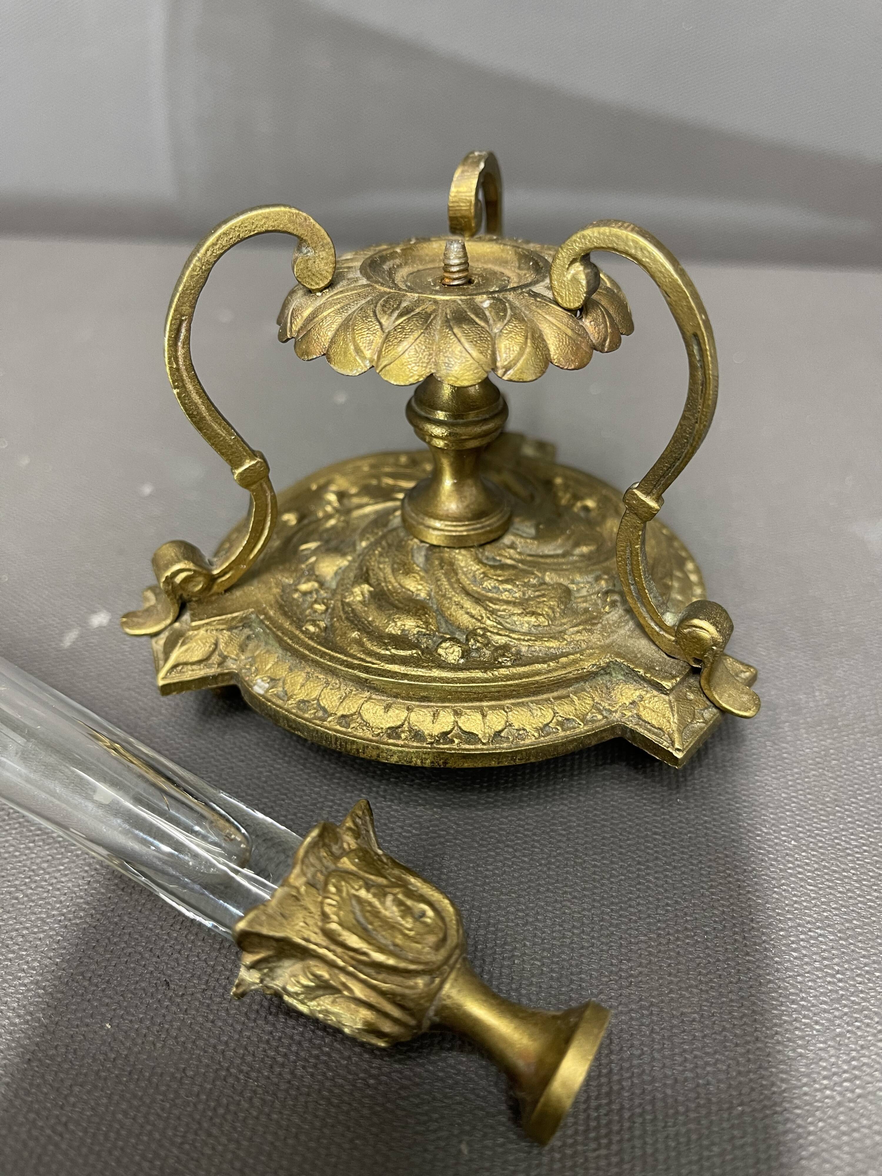 Vase cornet old, soliflore bronze