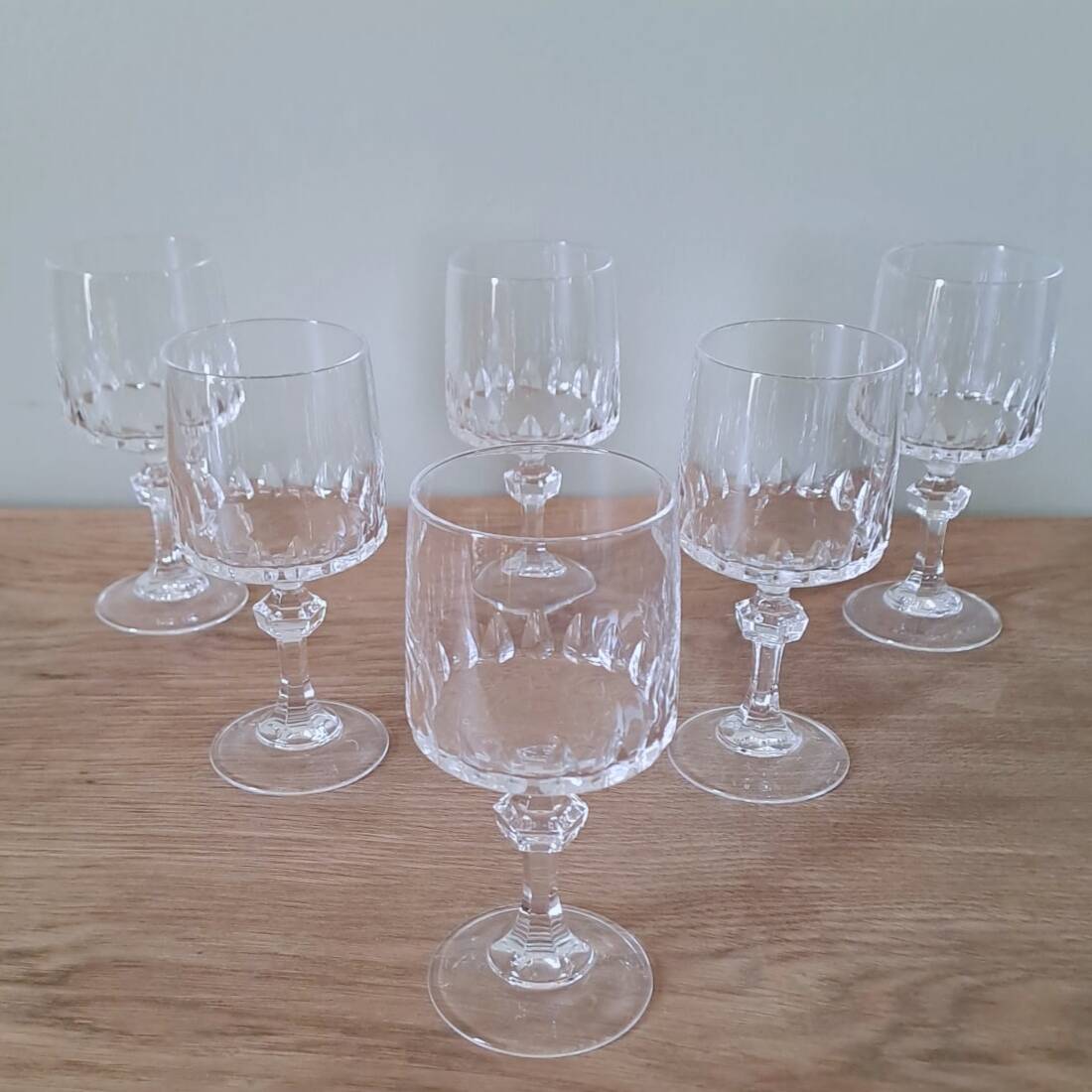 6 verres à pied en cristal