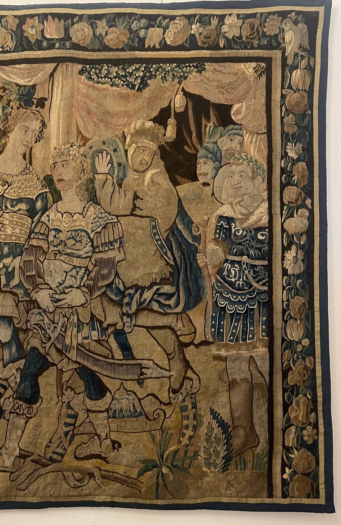 Flemish tapestry - 17th century depicting the meeting of David and the king.