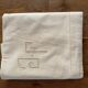 Drap ancien brodé monogramme