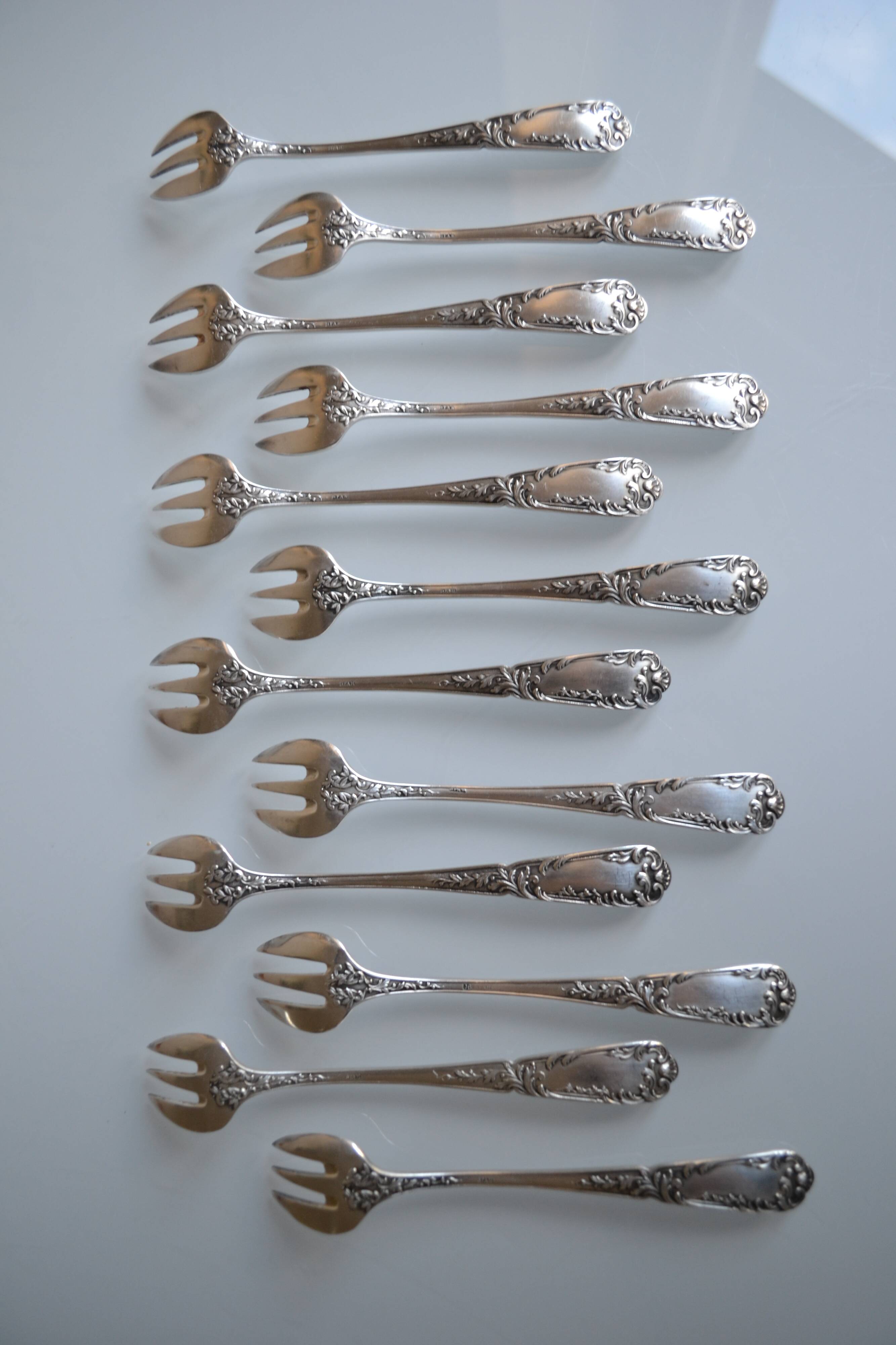 12 fourchettes à huitre métal argenté orfèvre sfam
