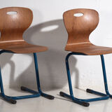 Vintage school chairs (c.1950). Set of 4 pieces.