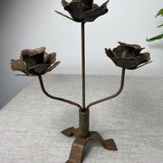 Rose shaped metal candle holder