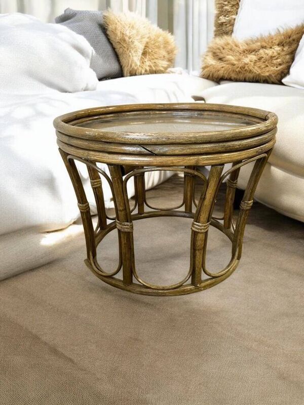 Table d'appoint, basse ronde vintage en rotin et osier