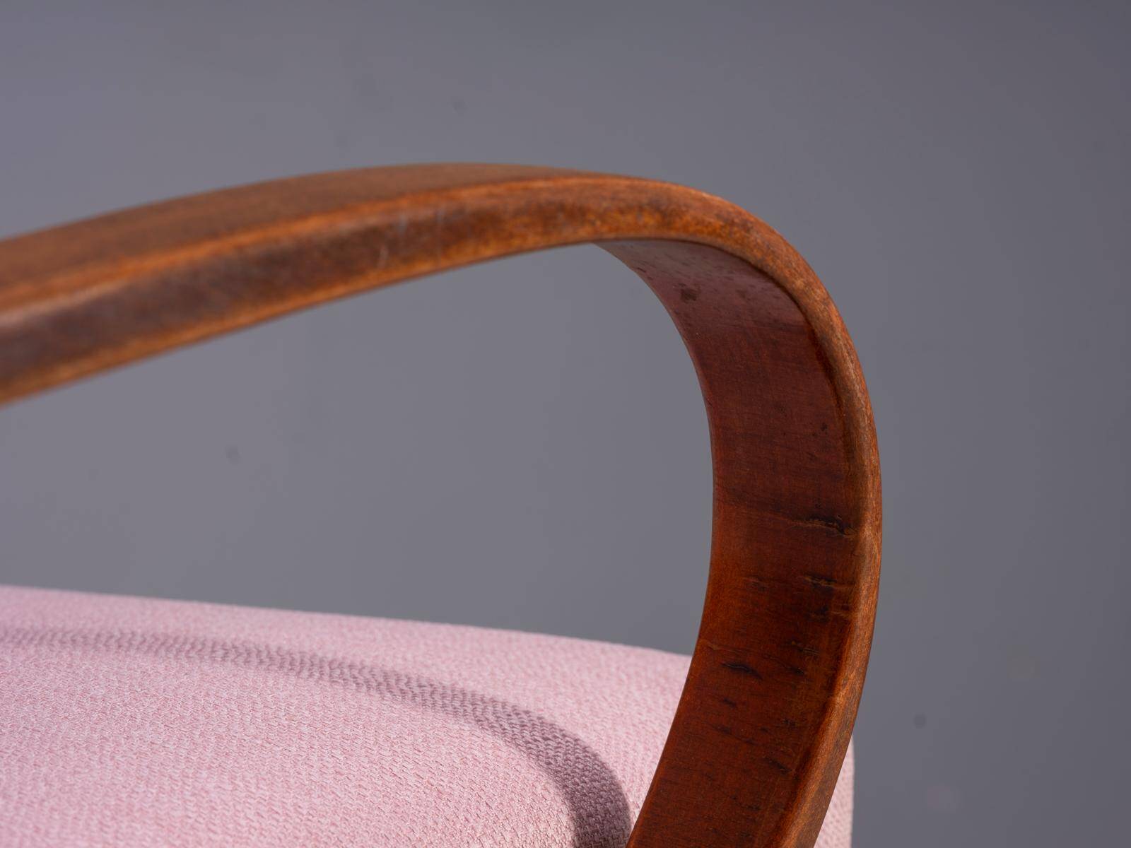 Restored bentwood armchairs by Jaroslav Šmídek, pair, Czechoslovakia, new pink upholstery, 61 × 82 × 81 cm