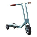 Fully restored 70/80 year scooter.