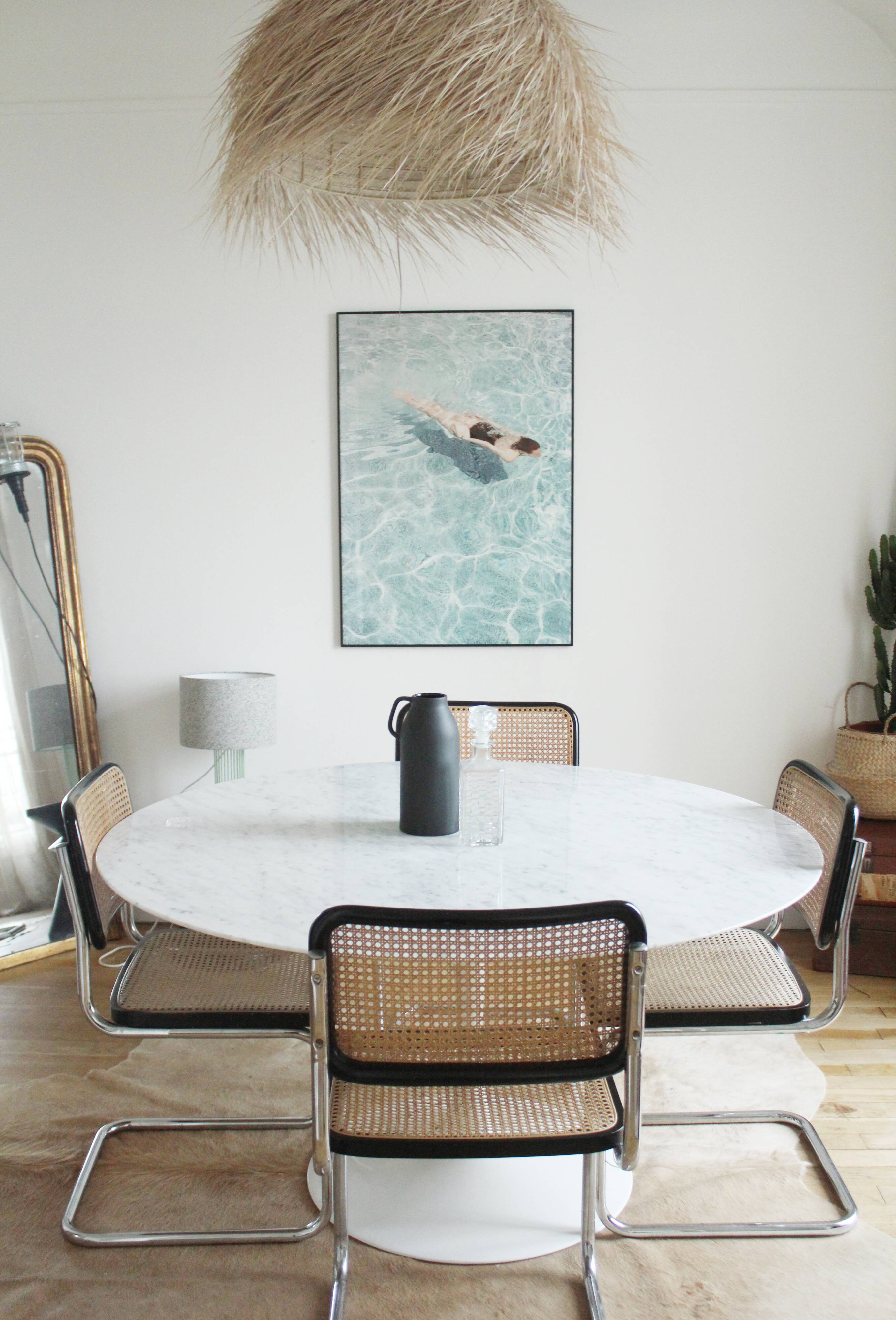 Tulip table by Eero Saarinen for Knoll
