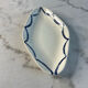 Ravier en terre de fer décor bleues 24cm