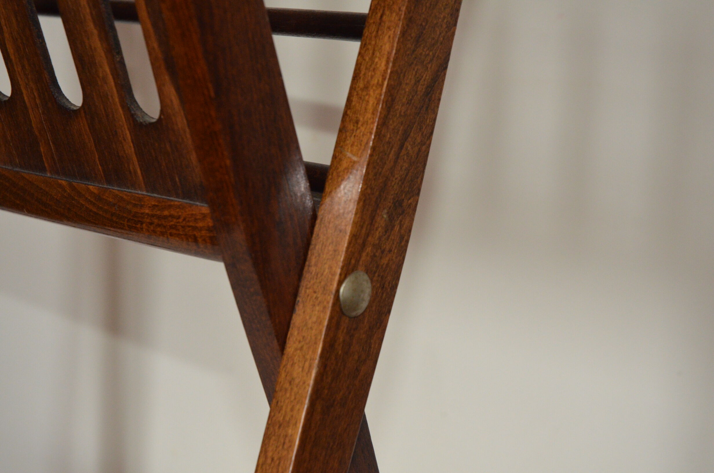 Wooden magazine holder