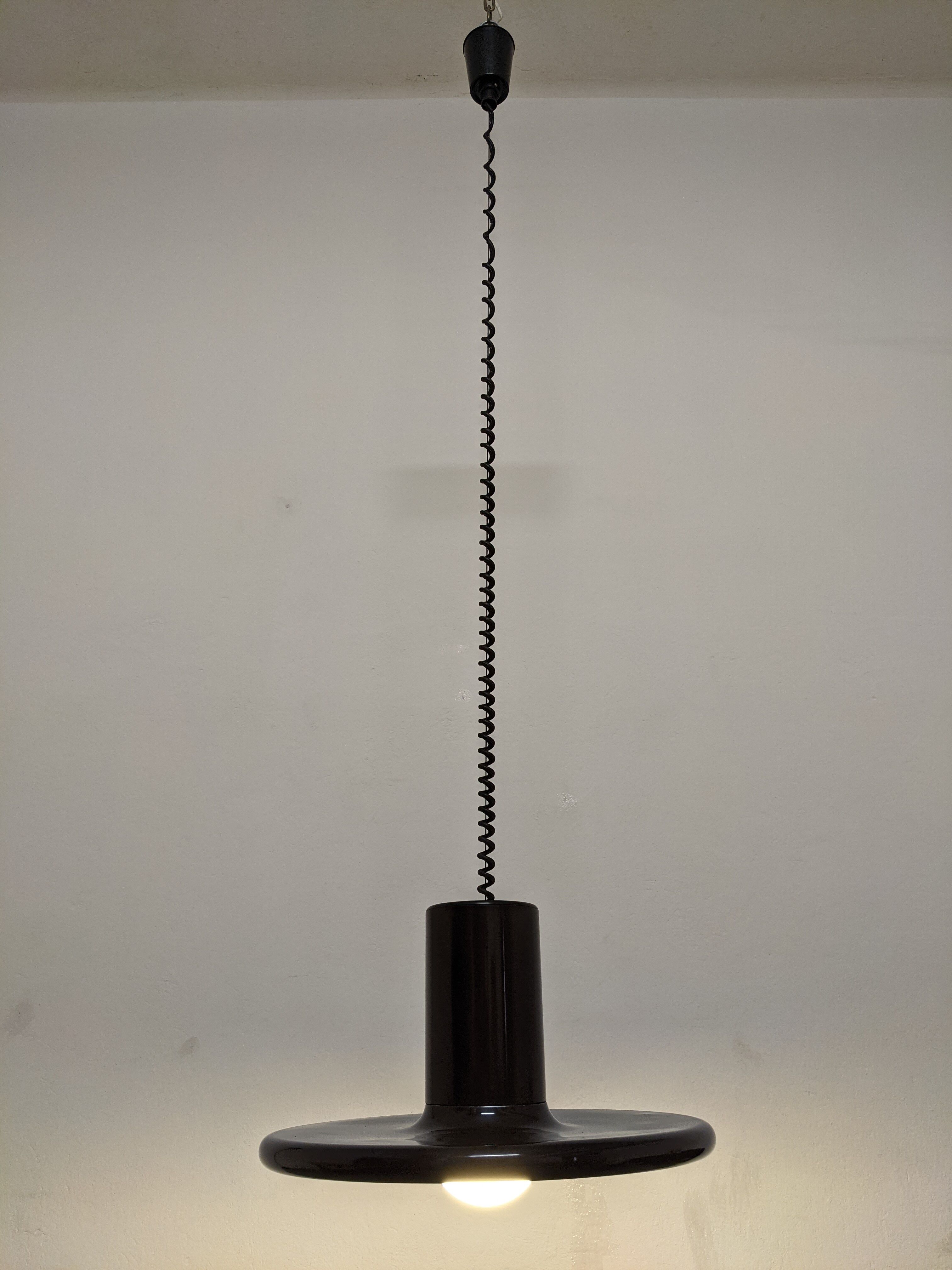 Rolly space age suspension of the 70s