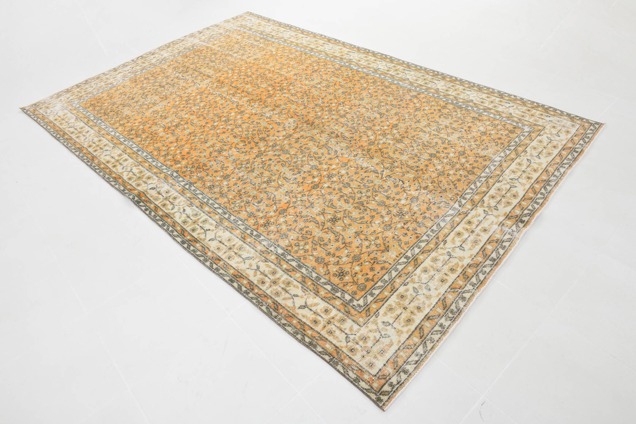 Grand tapis persan vintage orange et ivoire, motifs floraux raffinés