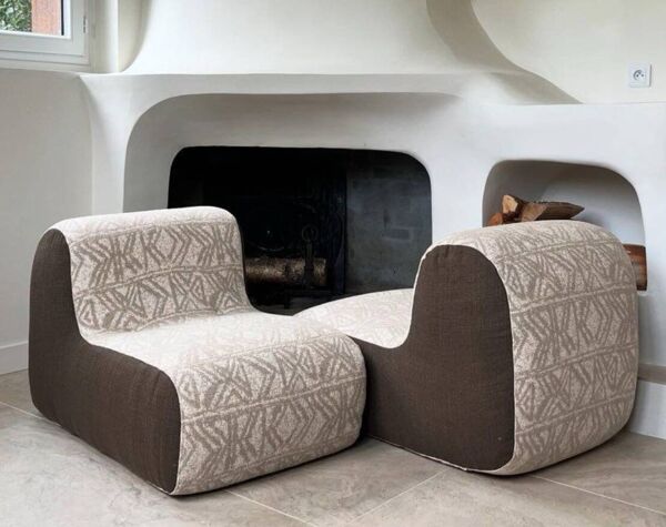 Paire de chauffeuses vintage retapissées