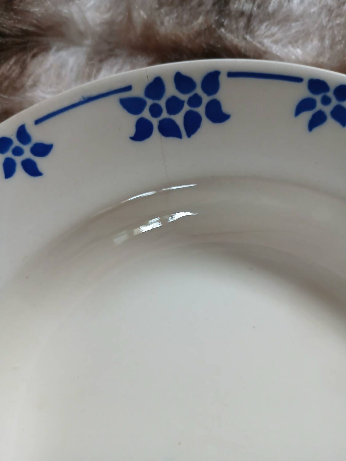 6 mismatched antique deep plates