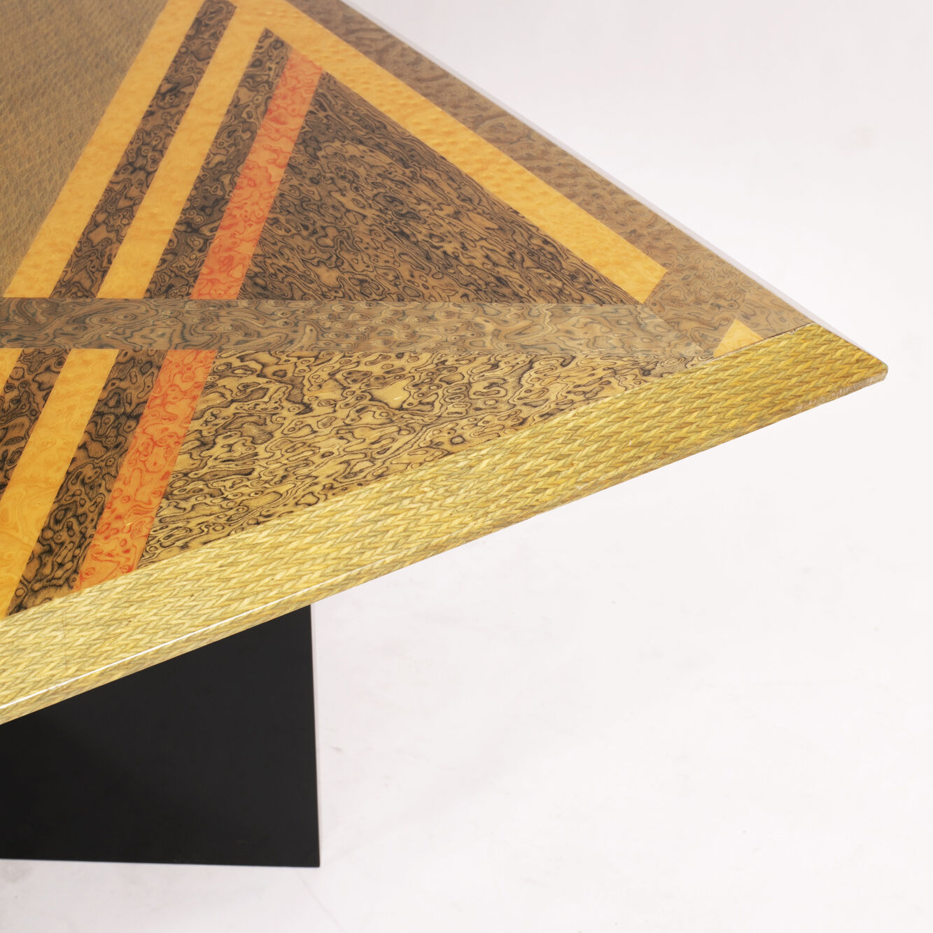 Extendable dining table by Giovanni Offredi for Saporiti, circa 1980