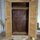 Armoire parisienne