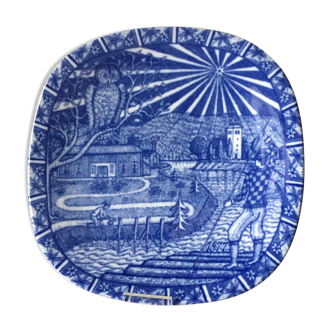 Limited edition decorative plate by Gunnar Nylund, 1977