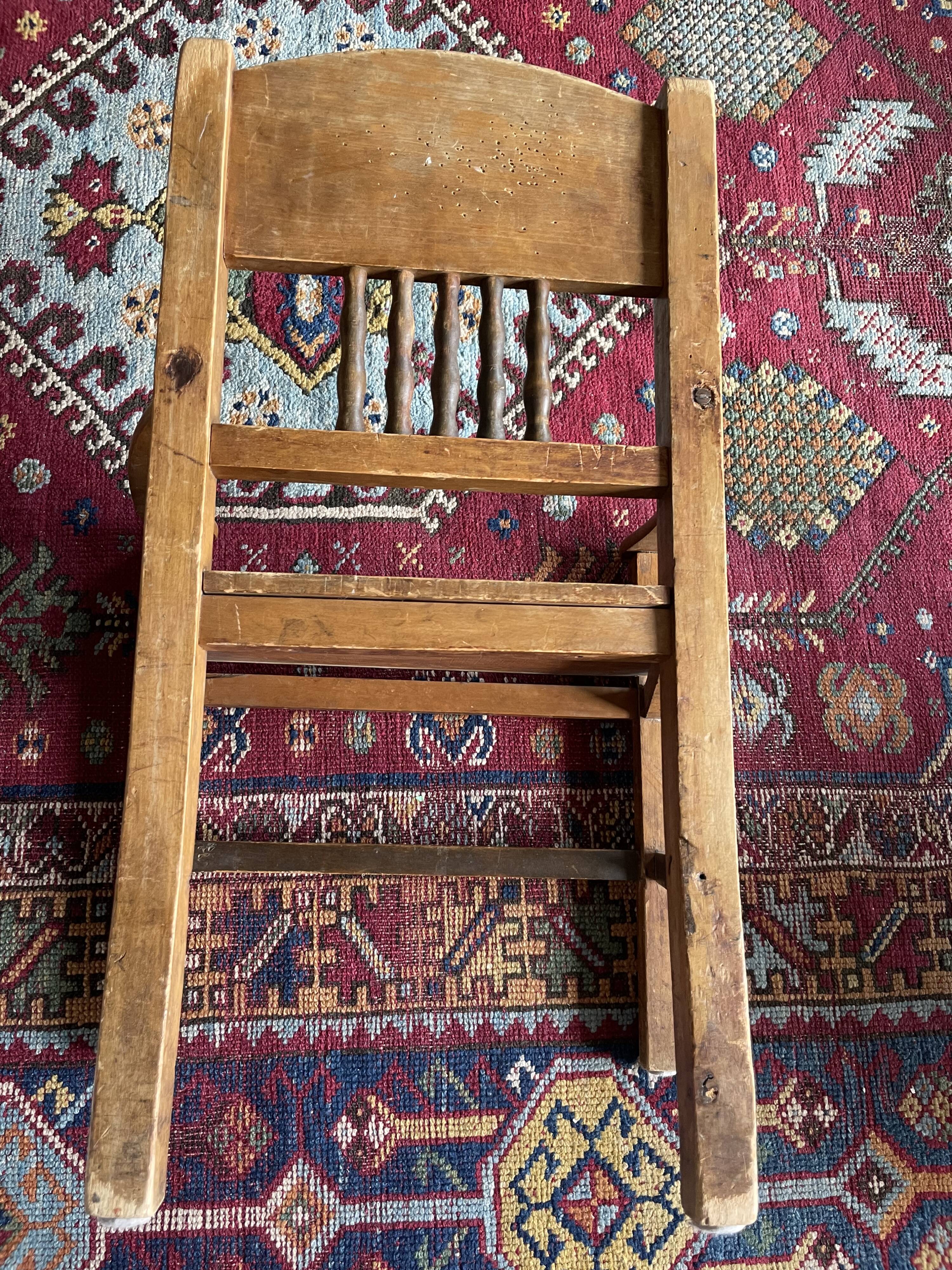 Artisanal children's chair