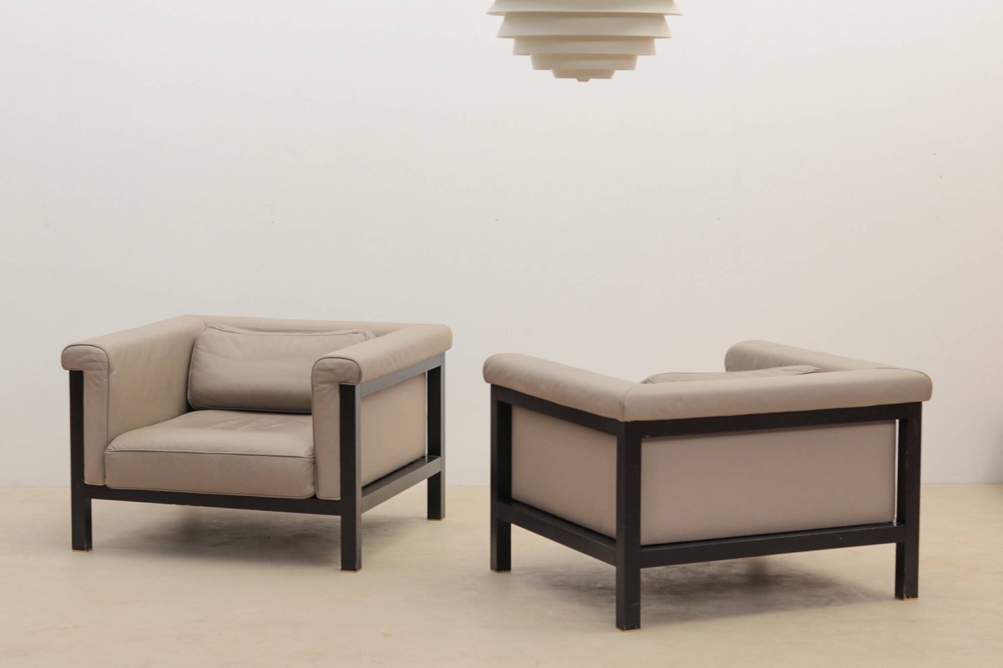 Pair of armchairs by Jules Wabbes, Livorno - Series 800 Luxe published by Bullo