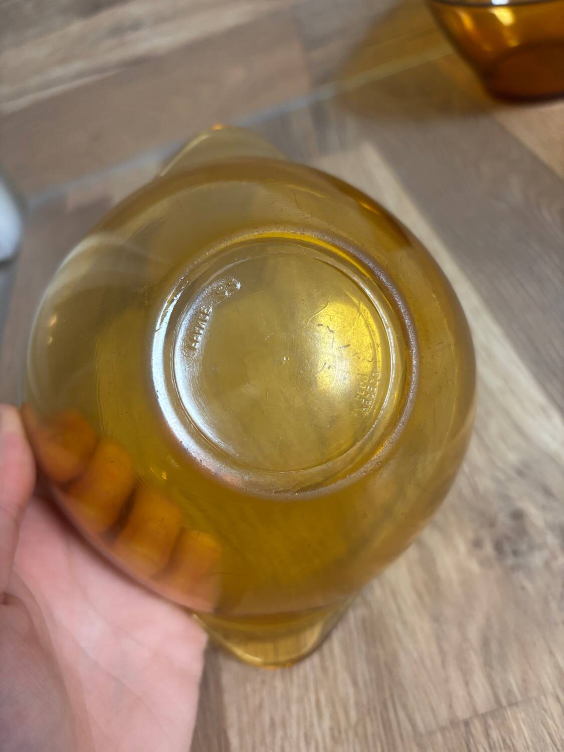 Vintage set of 4 amber brown Duralex bowls and véréco.