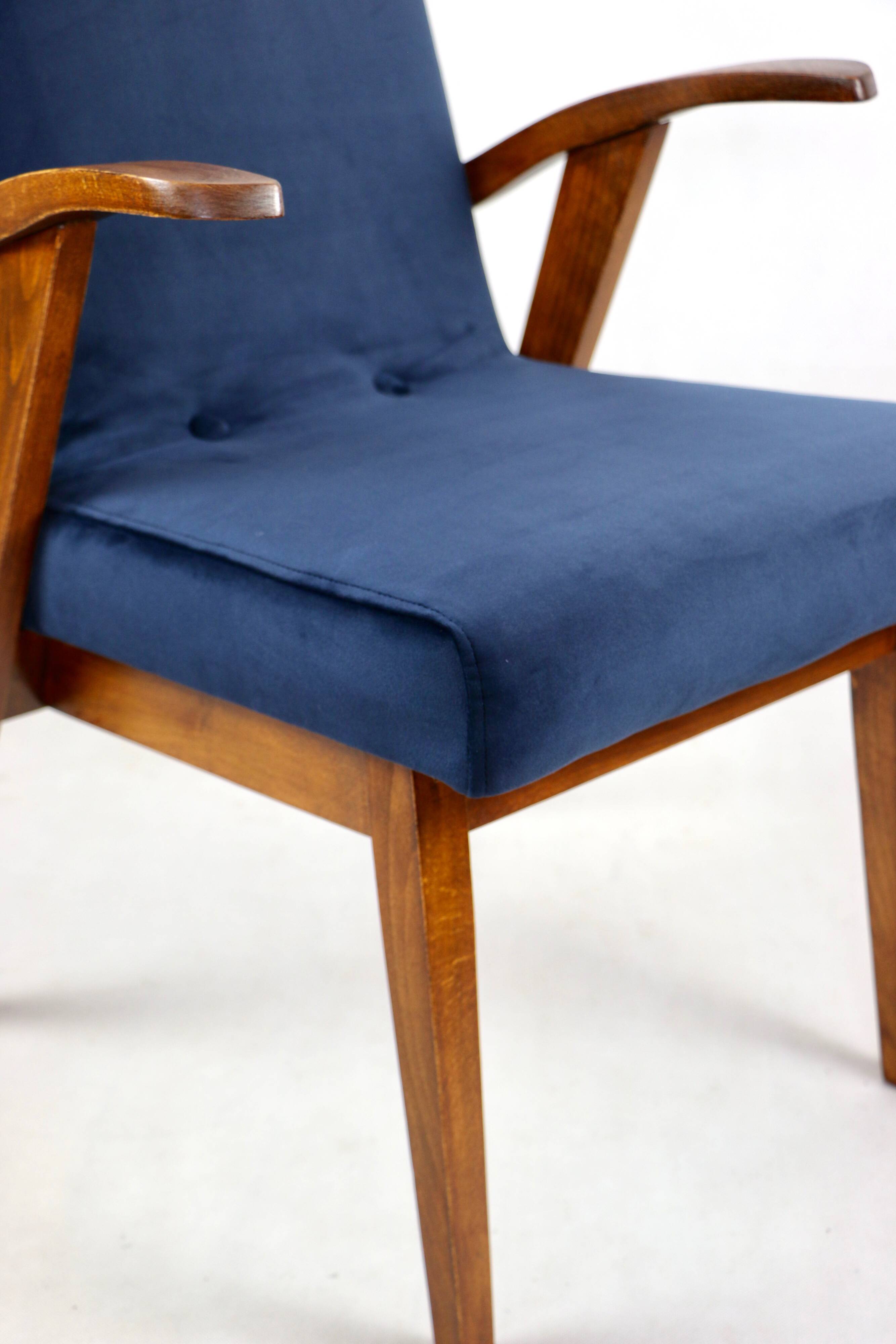 Vintage armchair 300-123, design by M. Puchała navy blue - set of 2 pieces