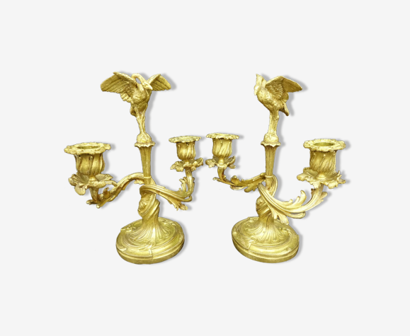 Paire de bougeoirs au héron, style Louis XV