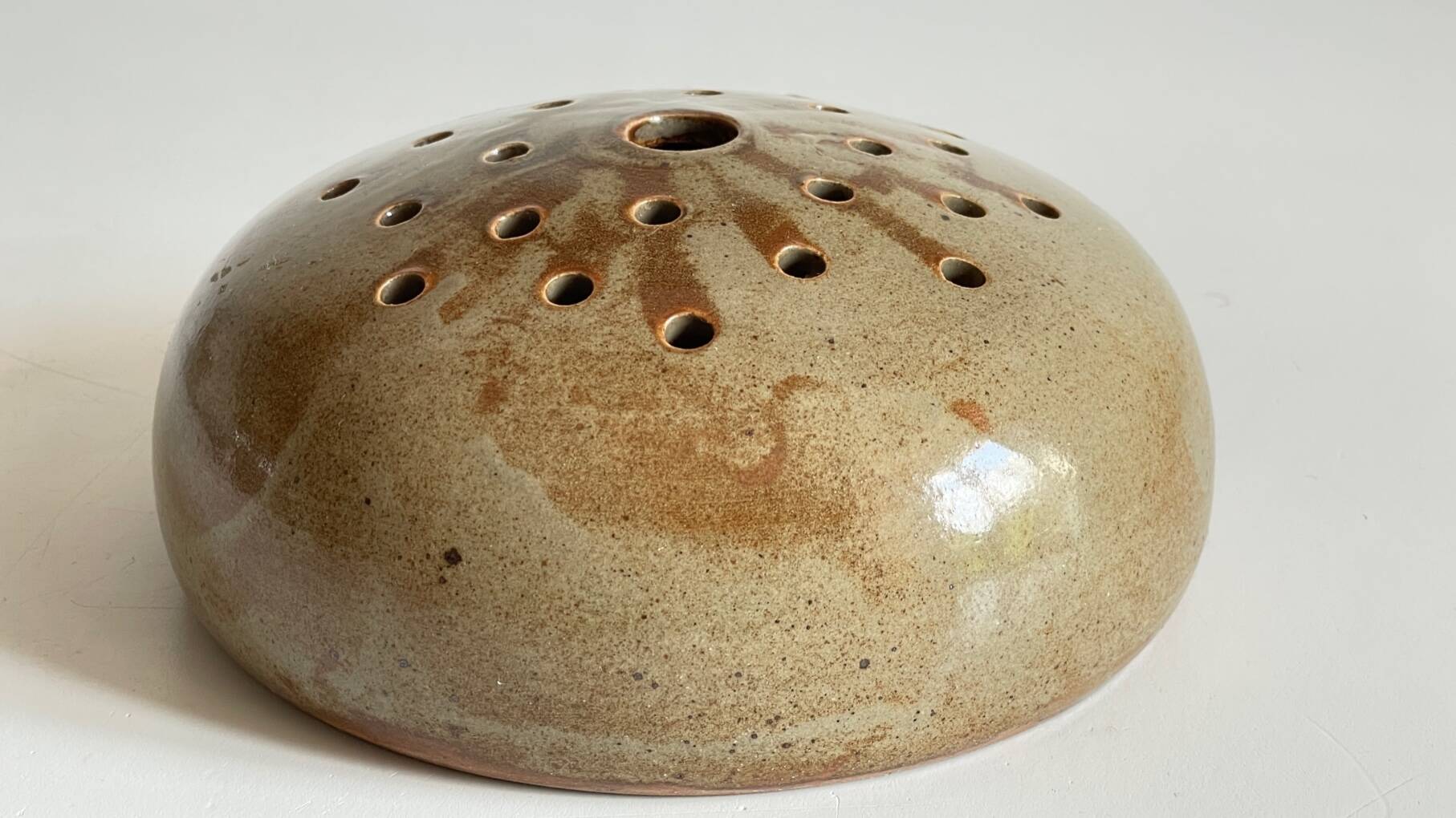 Vintage ceramic flower vase