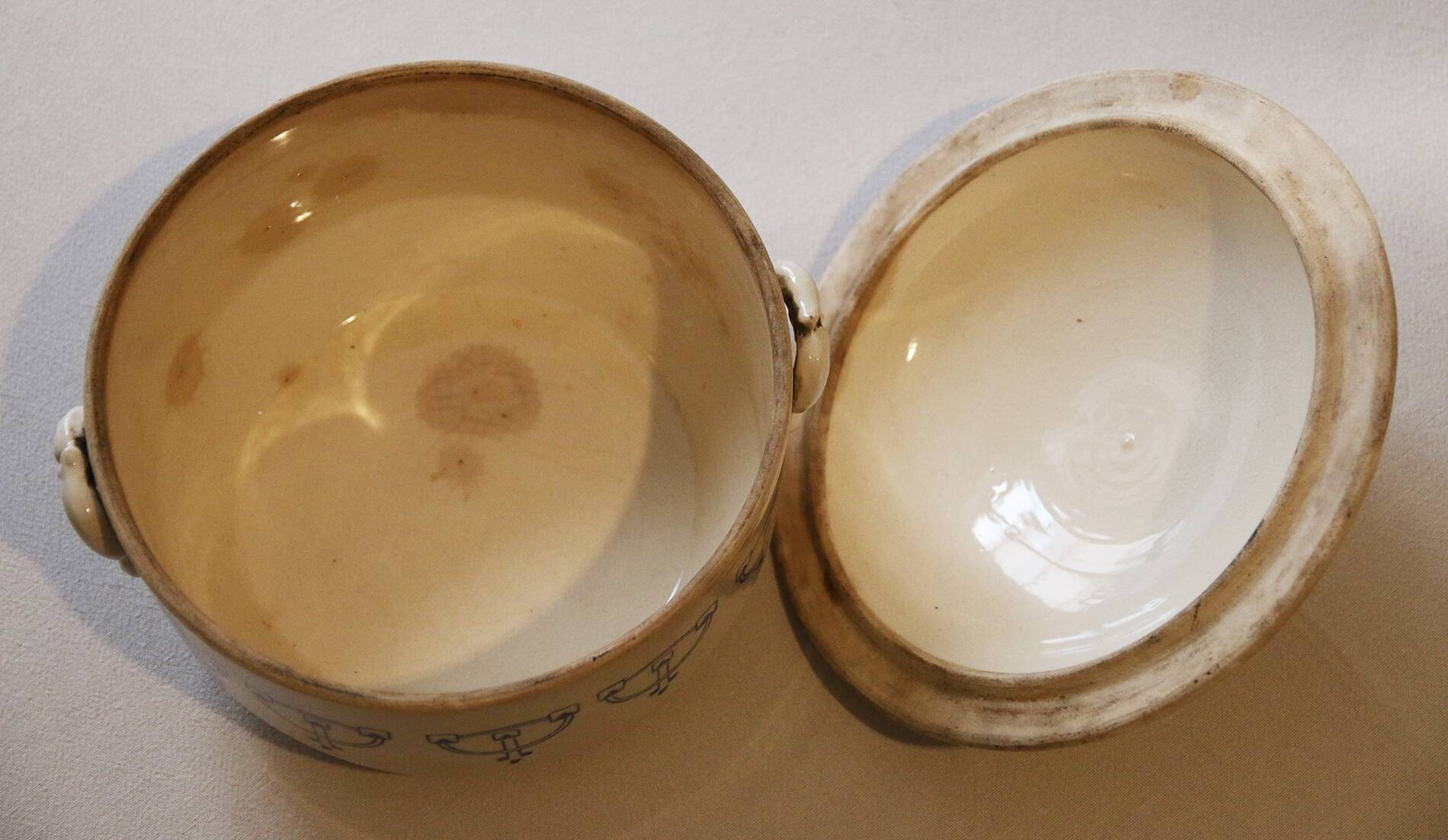 Vegetable soup tureen Saint-UZE Art Deco patterns