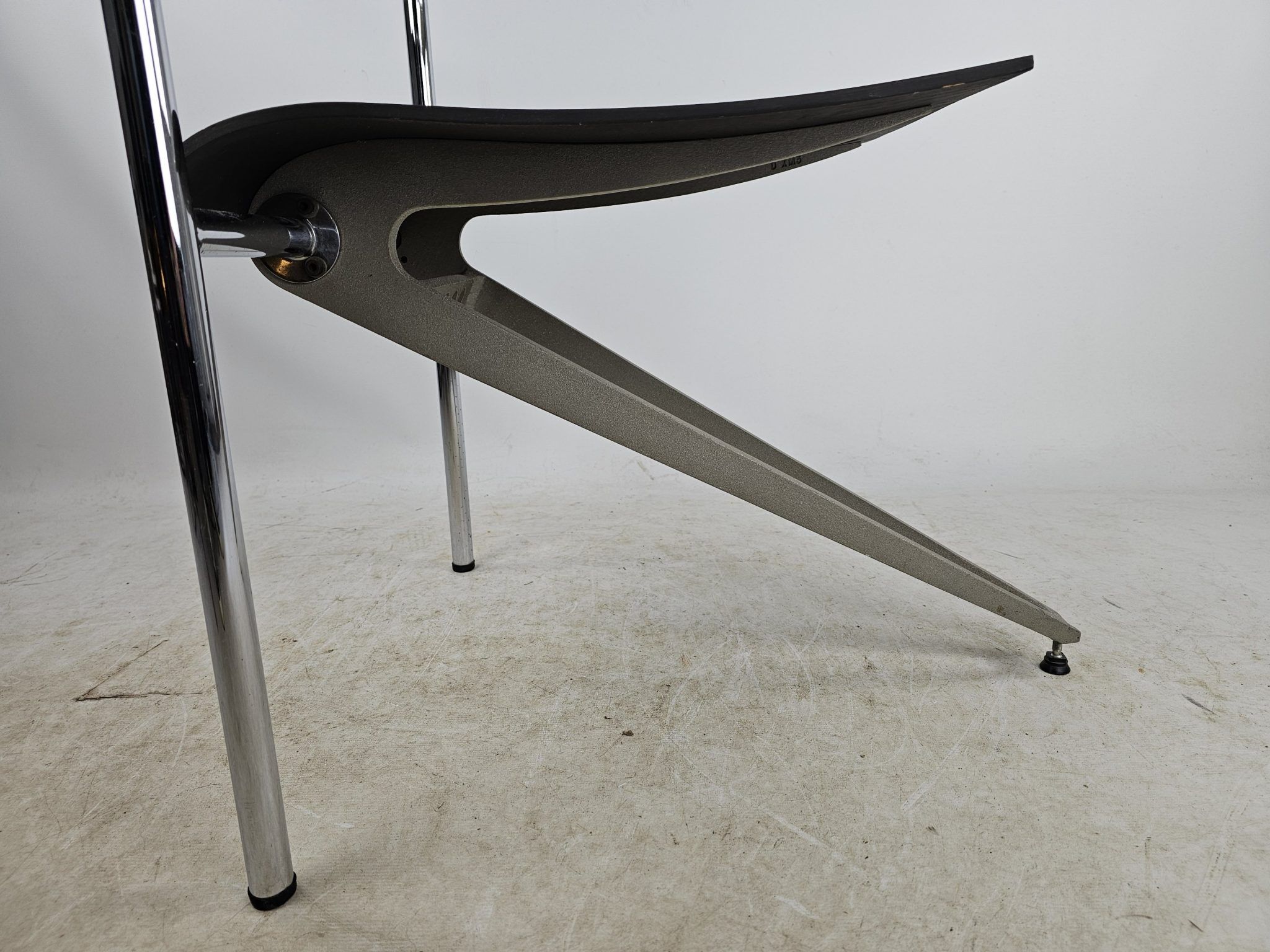 Fauteuil Xm3 rare de Xavier Matégot pour Farjon France, vers 1986. Bon état.